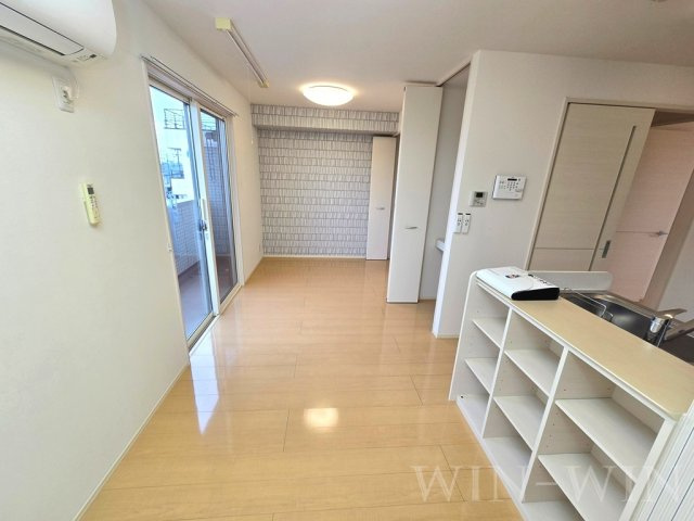 Shine Moatの居間・リビング