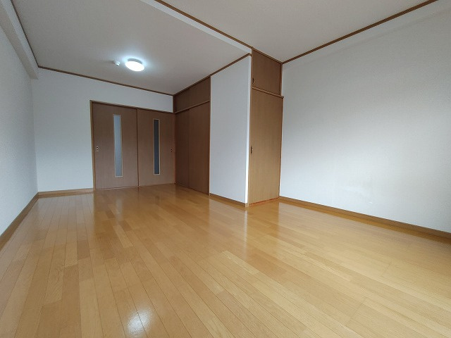 上池田グリーンハイツの内装|洋室