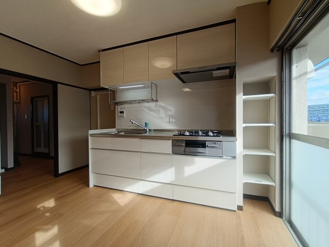 みさと団地13街区15号棟のキッチン|使いやすいキッチンです