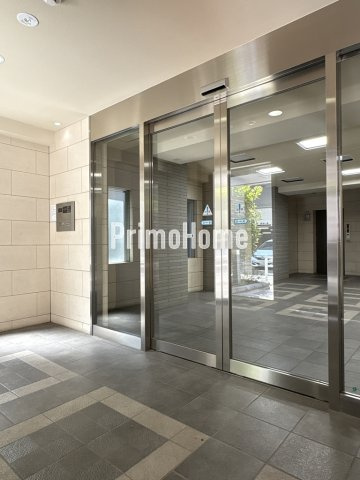 メイクスデザイン茅場町のエントランス