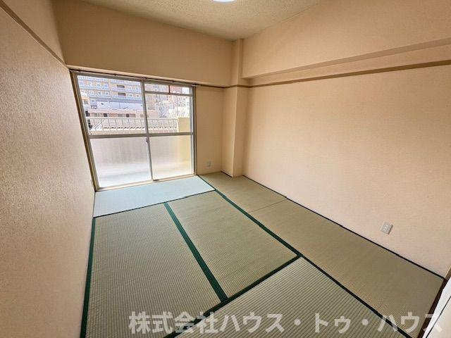 山口マンションの和室