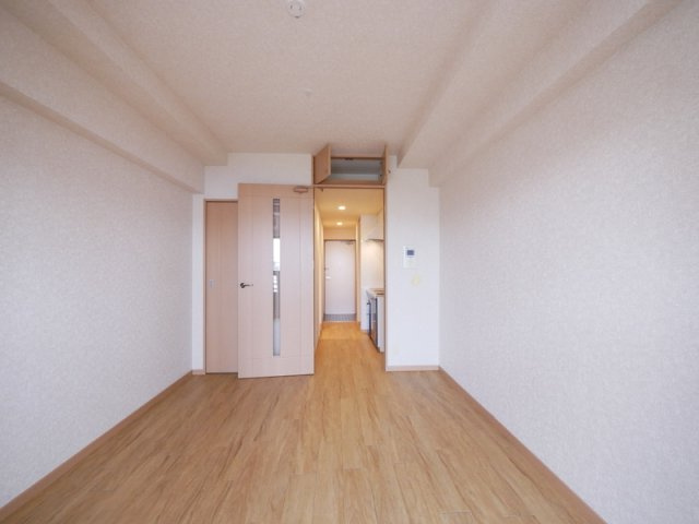 サヴォイオーサーズプレイス　5階の居間・リビング|初期費用分割可能です。別号室のものになります。現状優先。