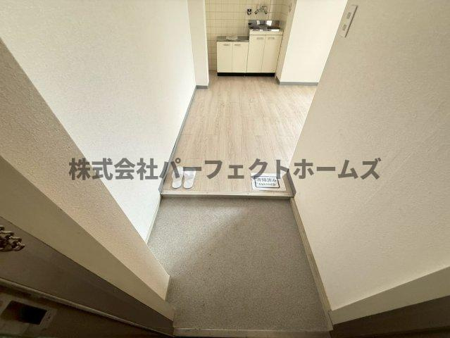 グリーンハイツの内装|明るい室内です