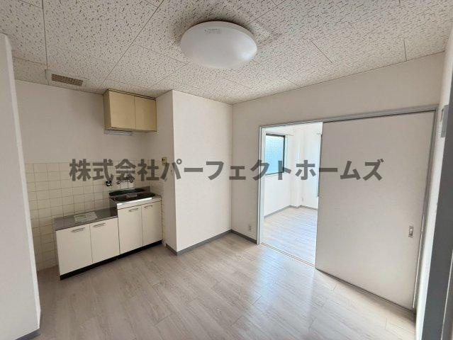 グリーンハイツの居間・リビング|使いやすいリビングです