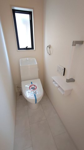 東大阪市大蓮北　新築戸建のトイレ|2階