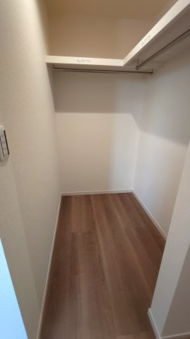 東大阪市大蓮北　新築戸建の収納