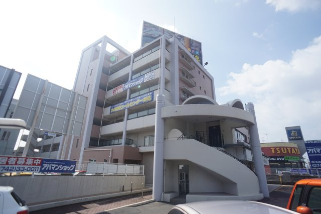 Ｐｌｅｎａ　Ｃｏｕｒｔ　（プレナコート）