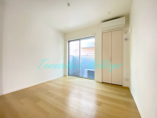 茅ヶ崎市松浪１丁目のアパートの居間・リビング|使いやすいリビングになります♪