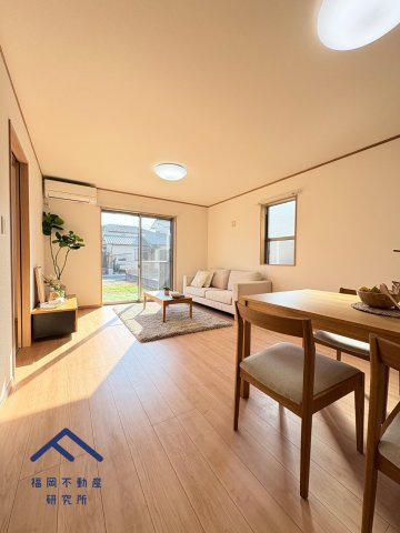 小郡市寺福童　戸建ての居間・リビング