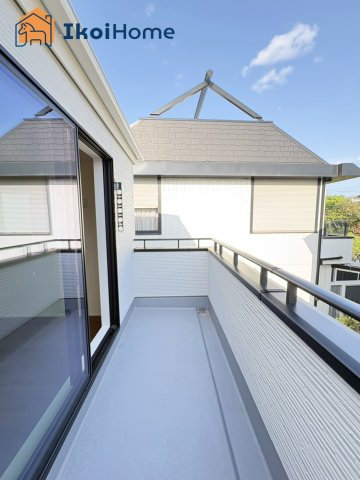 神戸市西区糀台1丁目　1号棟　新築戸建のバルコニー|【ホームページに現地動画掲載中】●年中無休：当日予約可●陽当り良好南向バルコニー！屋根は８万円～設置