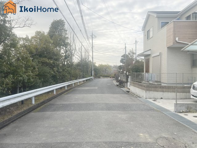 神戸市西区糀台1丁目　1号棟　新築戸建の前面道路含む現地写真|【ホームページに現地動画掲載中】●年中無休：当日予約可●地下鉄西神中央駅徒歩18分です！