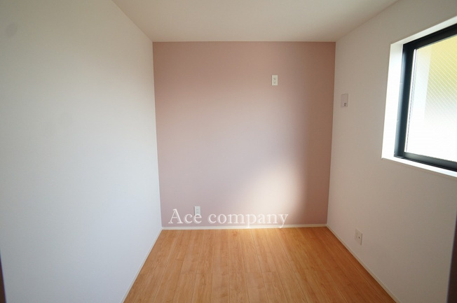 【子供部屋】 | 東大阪市岩田町4丁目 | 【3階：洋室4帖】