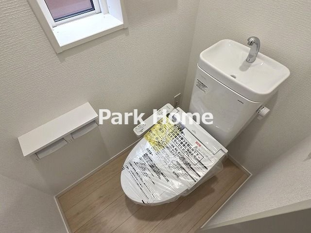 高知市中秦泉寺　新築戸建てのトイレ|１F:トイレ