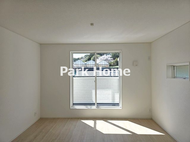 高知市中秦泉寺　新築戸建ての居間・リビング|２F:13LDK