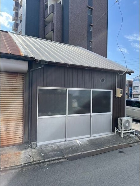 御成通二丁目長屋の外観