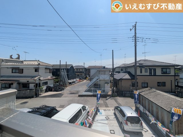 Livele Garden.S　鴻巣鎌塚の展望|高い建物が無く開放感のある展望
バルコニーからの展望も開けていて閑静な住宅地が望めます。日当りも良いですね♪