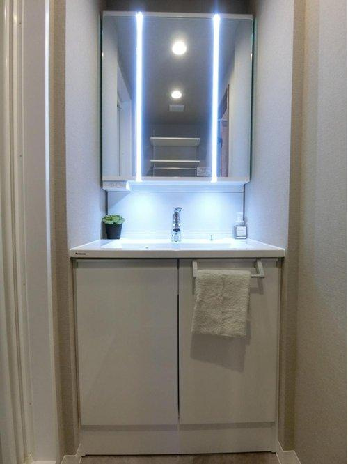 レールシティ幸西の洗面所