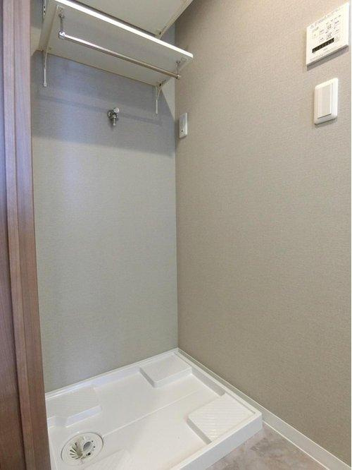 レールシティ幸西の洗面所