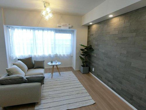 レールシティ幸西の居間・リビング