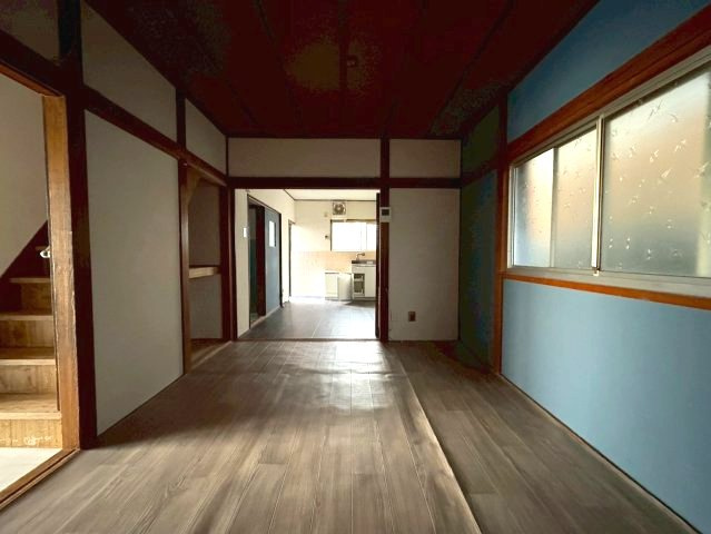 若松町戸建の内装