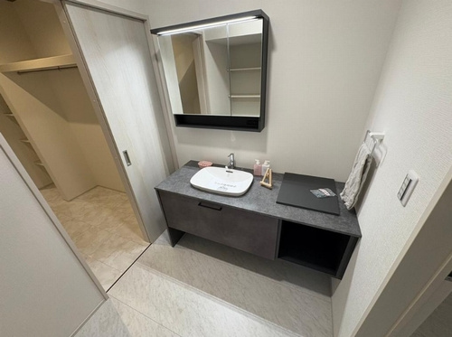 【独立洗面台】 | 【仲介手数料０円】藤沢市高倉第2　新築一戸建て　 | 【仲介手数料０円】藤沢市高倉第2　新築一戸建て　