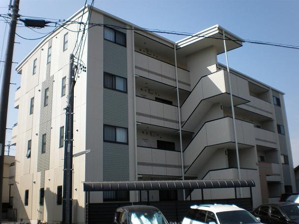 フォレストスクエアシバタの外観