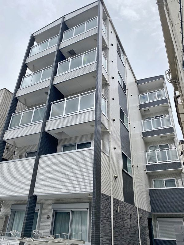 b’CASA東綾瀬の外観