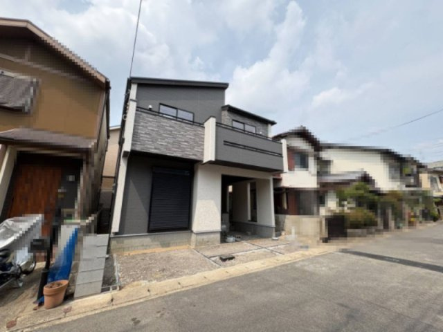 【価格改定】乙訓郡大山崎町下植野二階下の前面道路含む現地写真|東向きの接道につき、朝日のよく当たる明るいお住まいです！