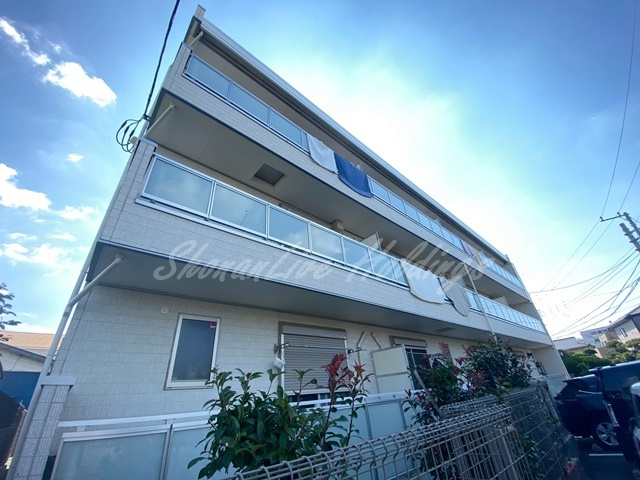 茅ヶ崎市南湖２丁目の賃貸マンションの外観