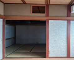 守山市吉身３丁目の店舗事務所の内装