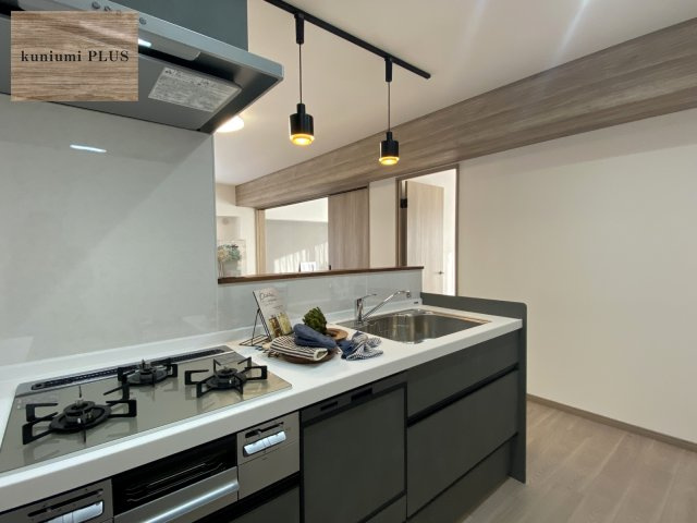 日商岩井野江マンションのキッチン