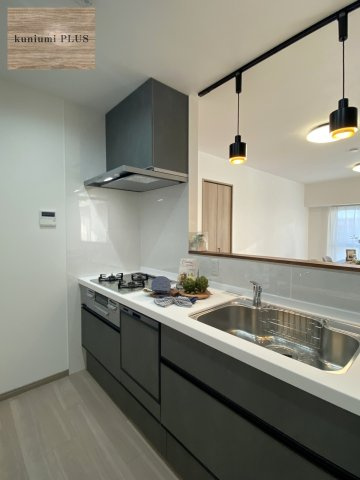 日商岩井野江マンションのキッチン