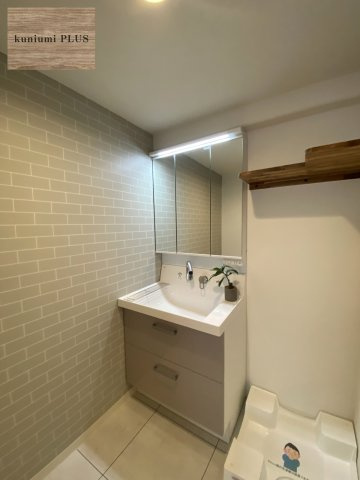 日商岩井野江マンションの洗面所