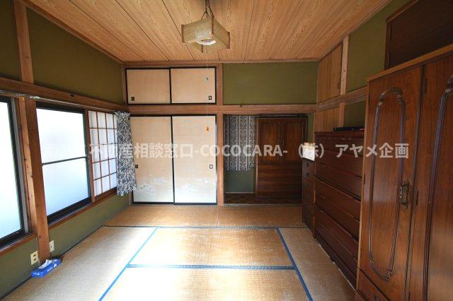 南アルプス市上市之瀬の中古一戸建の和室|2階西側和室（北側から撮影）