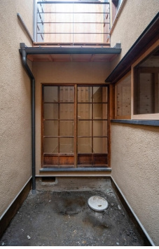 二条駅の事業用貸家の内装