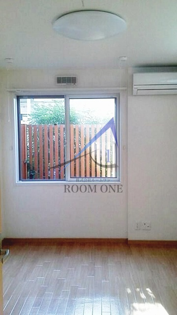 ミカンハウスの居間・リビング|洋室のお部屋です。