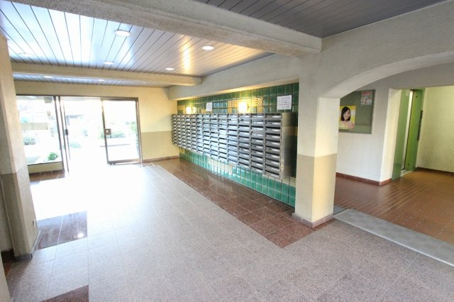 グレースハイツ　三郷のエントランス|エントランス