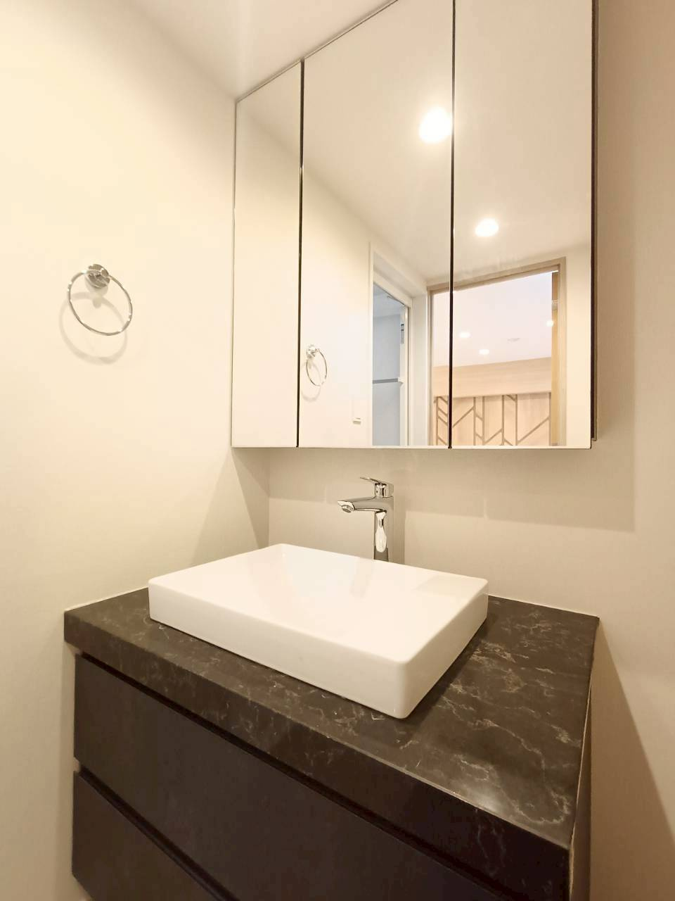 グレースハイツ　三郷の洗面所|使いやすい洗面所です