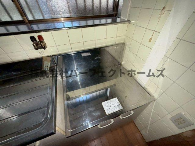 私部7丁目戸建　賃貸のキッチン|キッチンでお料理をお楽しみください