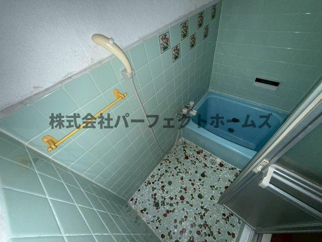 私部7丁目戸建　賃貸の浴室|コンパクトで使いやすいお風呂です