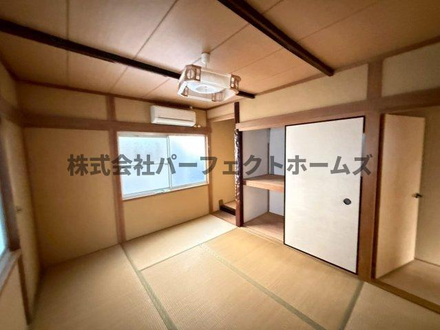 私部7丁目戸建　賃貸の和室|来客時にも便利な和室付き