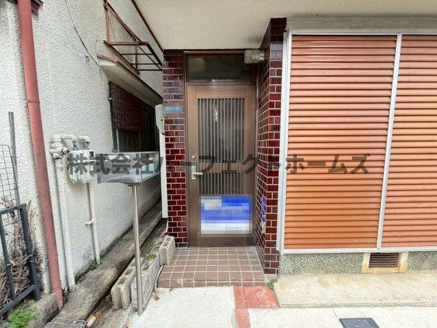 私部7丁目戸建　賃貸のエントランス