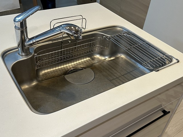 【キッチン】 | リヴィエール九工大駅リゾシア（C-15）