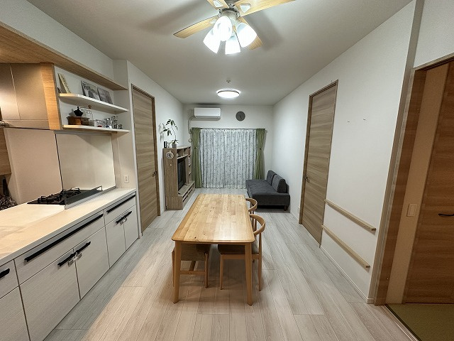 【居間・リビング】 | リヴィエール九工大駅リゾシア（C-15）