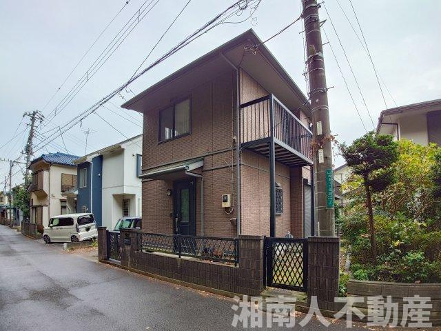 高座郡寒川町岡田8丁目　中古戸建の前面道路含む現地写真|前面道路含む現地写真です