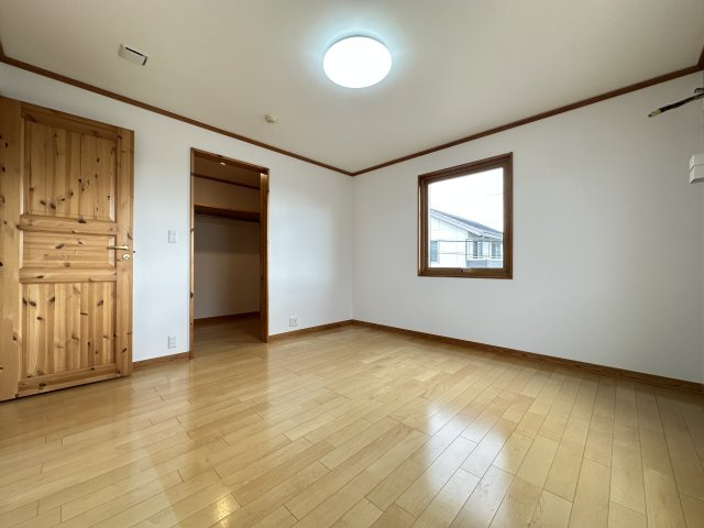 神戸市垂水区舞多聞西４丁目戸建の洋室