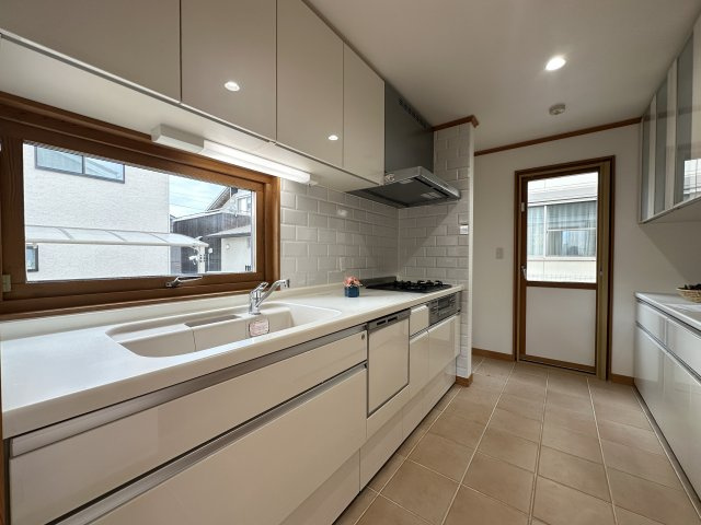 神戸市垂水区舞多聞西４丁目戸建のキッチン