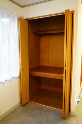 【収納】 | サカエハイツ | 南西角部屋で明るい部屋