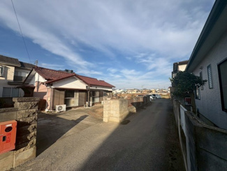 【前面道路含む現地写真】 | 川越市大袋新田　建築条件なし売地　西武新宿線『南大塚駅』徒歩10分　【大東西小学区】