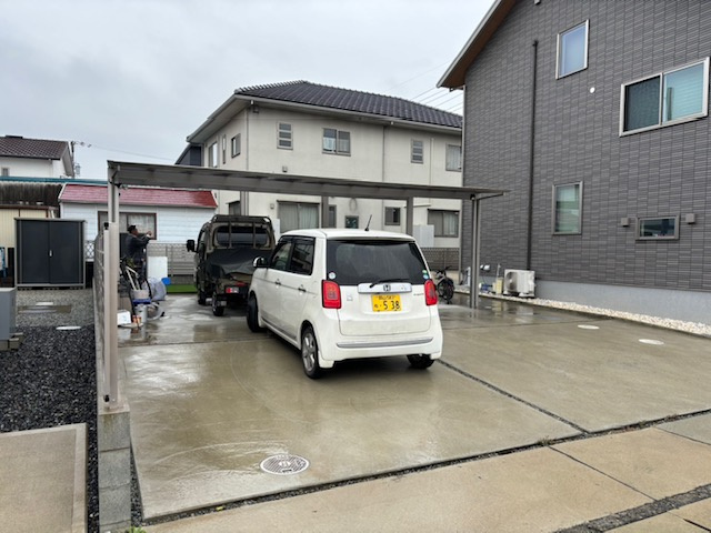 総社市上林　中古戸建の駐車場|駐車４台以上可能です。